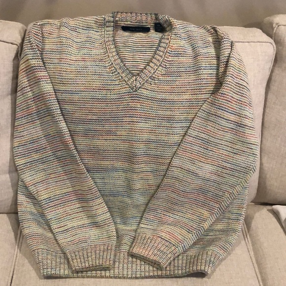 Perry Ellis v-neck sweater - Picture 2 of 3